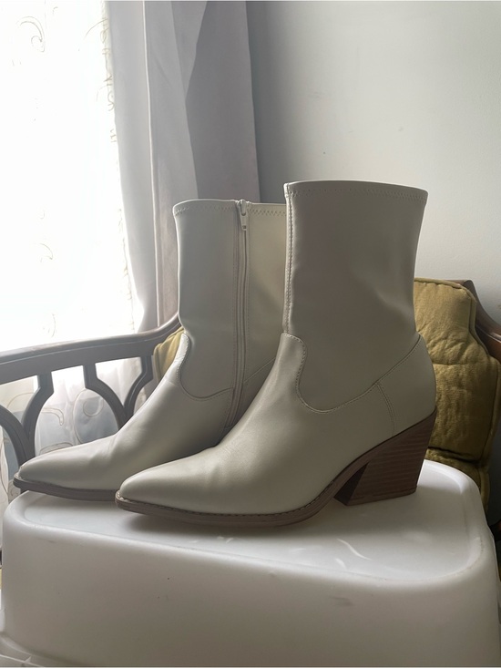 Courtney Company Shoes - Aubree Ankle Boots, Universal Thread